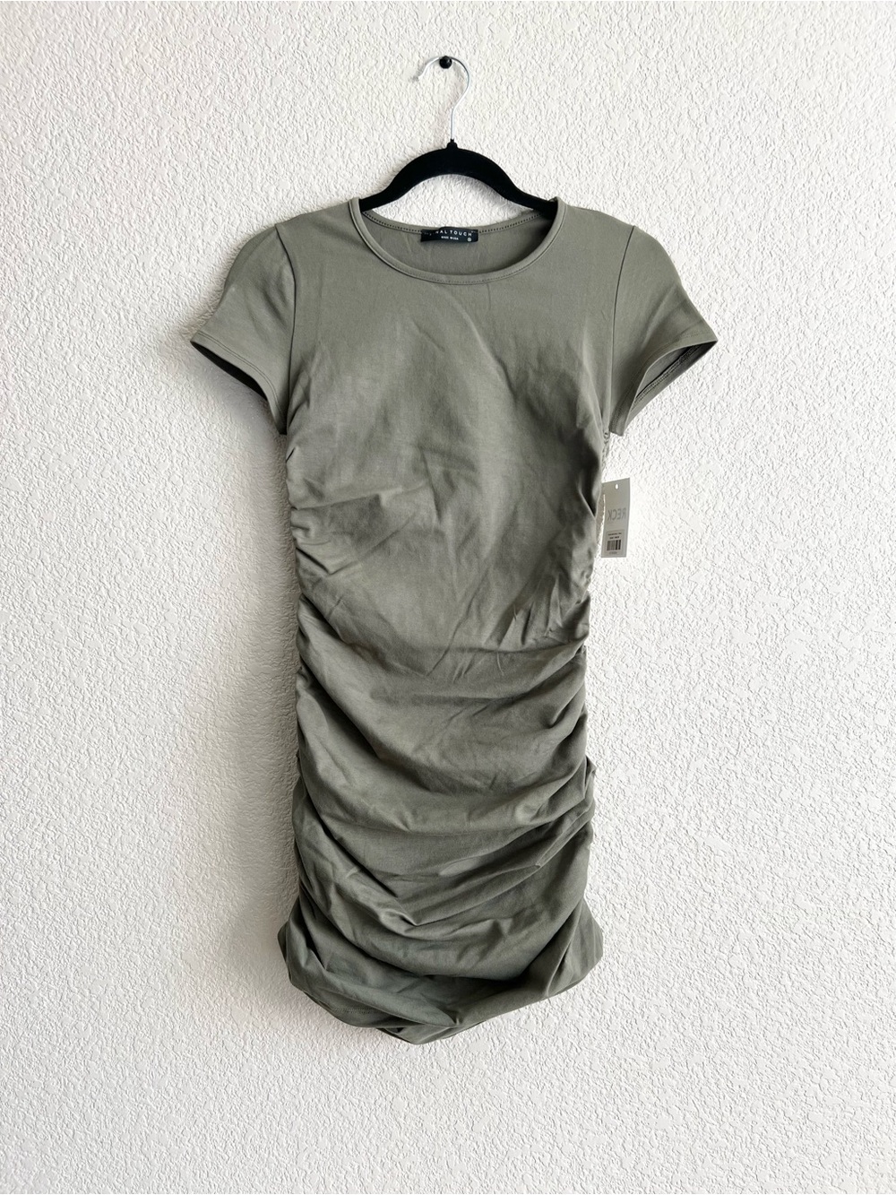 Final Touch Bodycon Dress Women’s Size Small Olive Green Ruched Short Sleeve